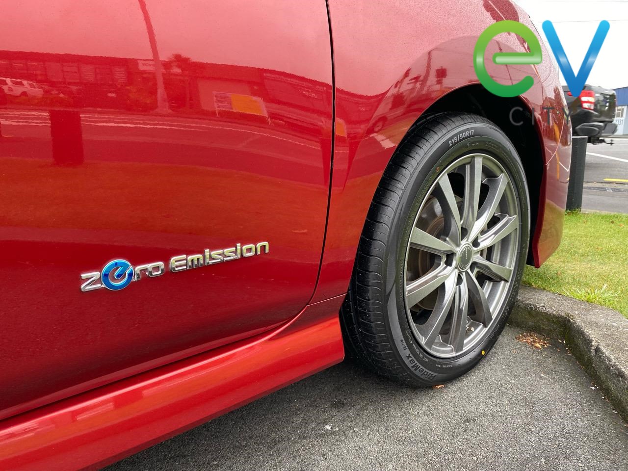 2017 Nissan LEAF