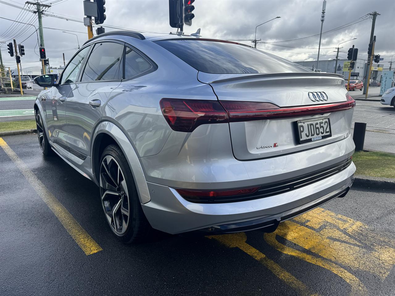 2022 Audi e-tron