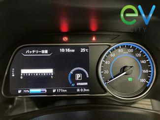2019 Nissan LEAF - Thumbnail
