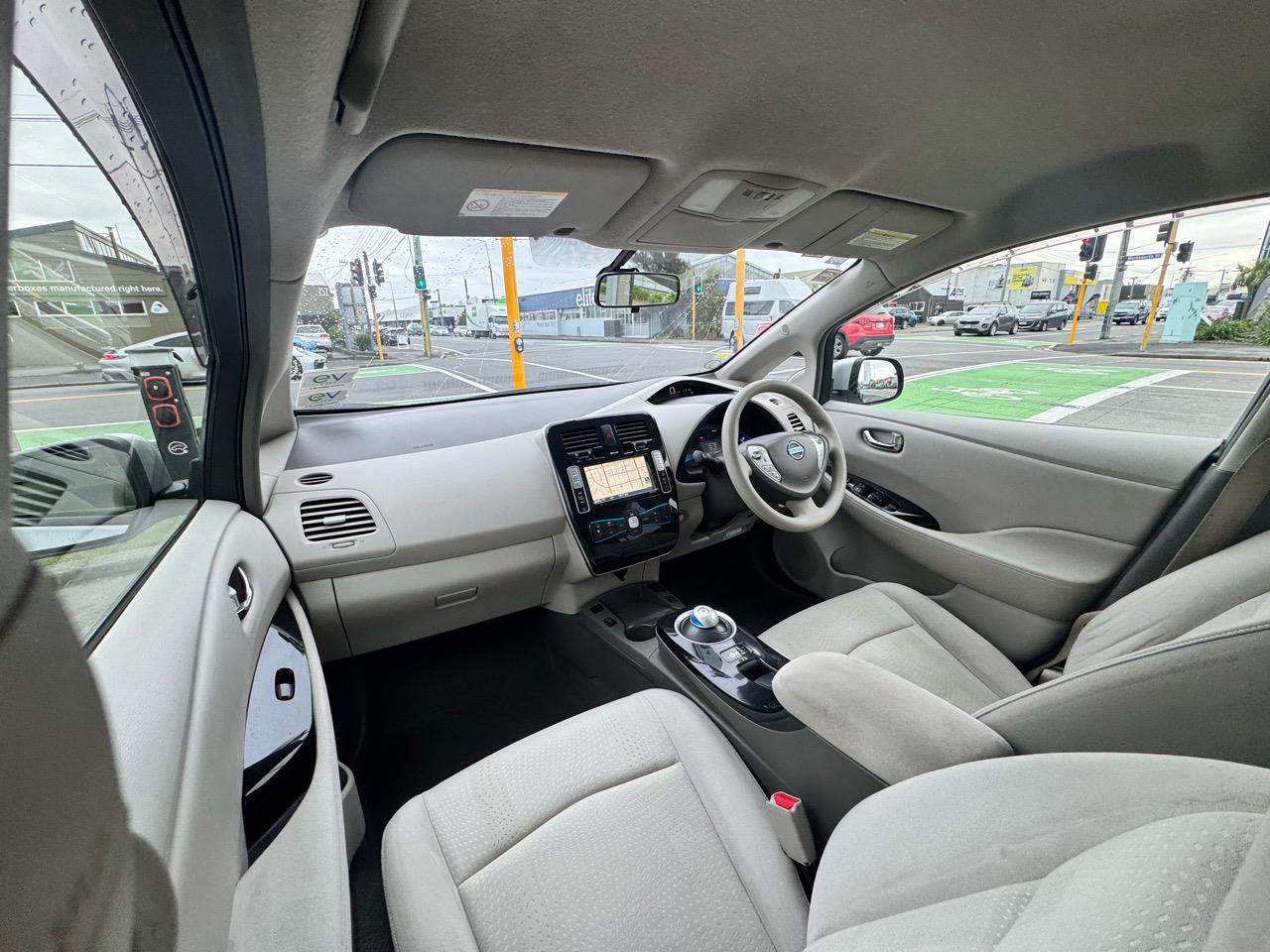 2012 Nissan LEAF