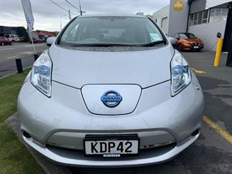 2012 Nissan LEAF - Thumbnail