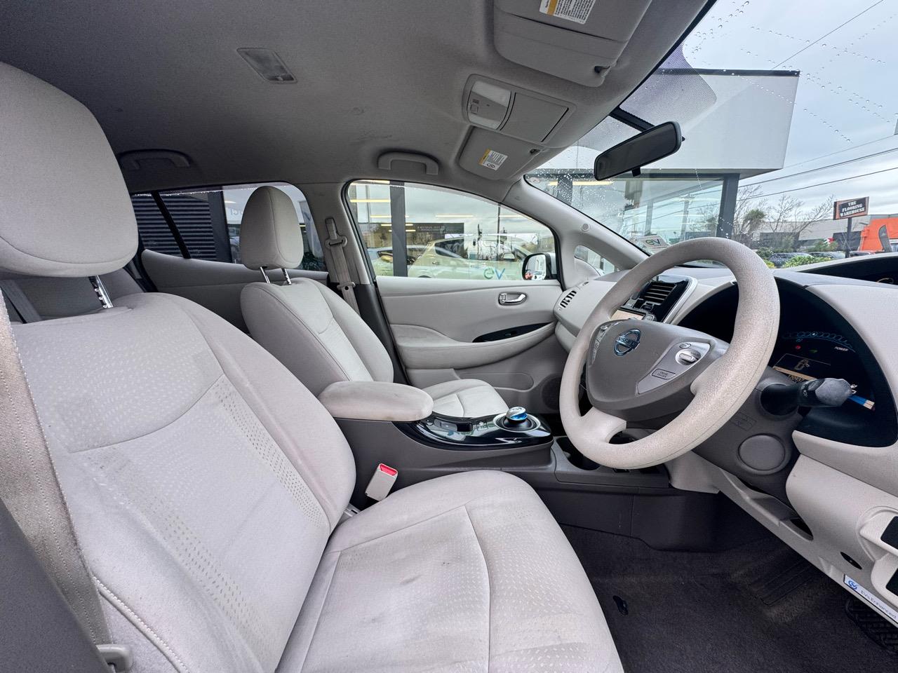 2012 Nissan LEAF