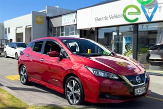 2018 Nissan LEAF - Thumbnail
