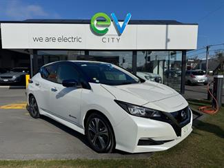 2020 Nissan LEAF - Thumbnail