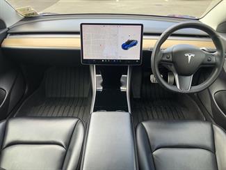 2019 Tesla Model 3 - Thumbnail