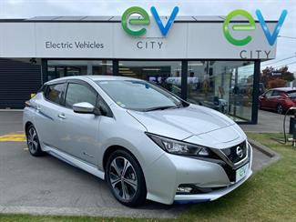 2018 Nissan LEAF - Thumbnail