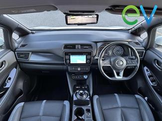 2019 Nissan LEAF - Thumbnail