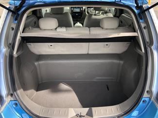 2011 Nissan LEAF - Thumbnail