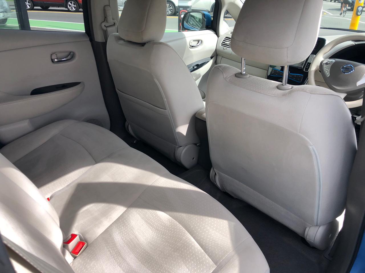 2011 Nissan LEAF