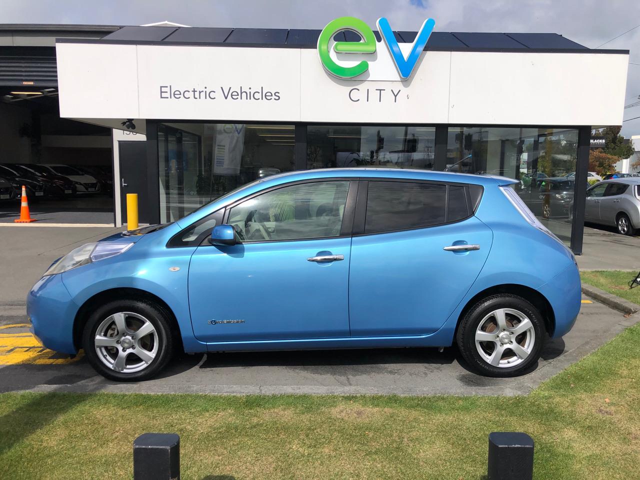2011 Nissan LEAF