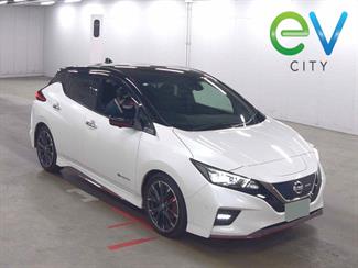 2020 Nissan LEAF - Thumbnail