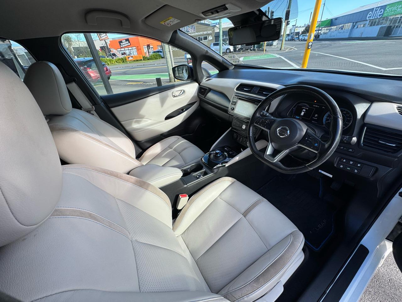 2017 Nissan LEAF