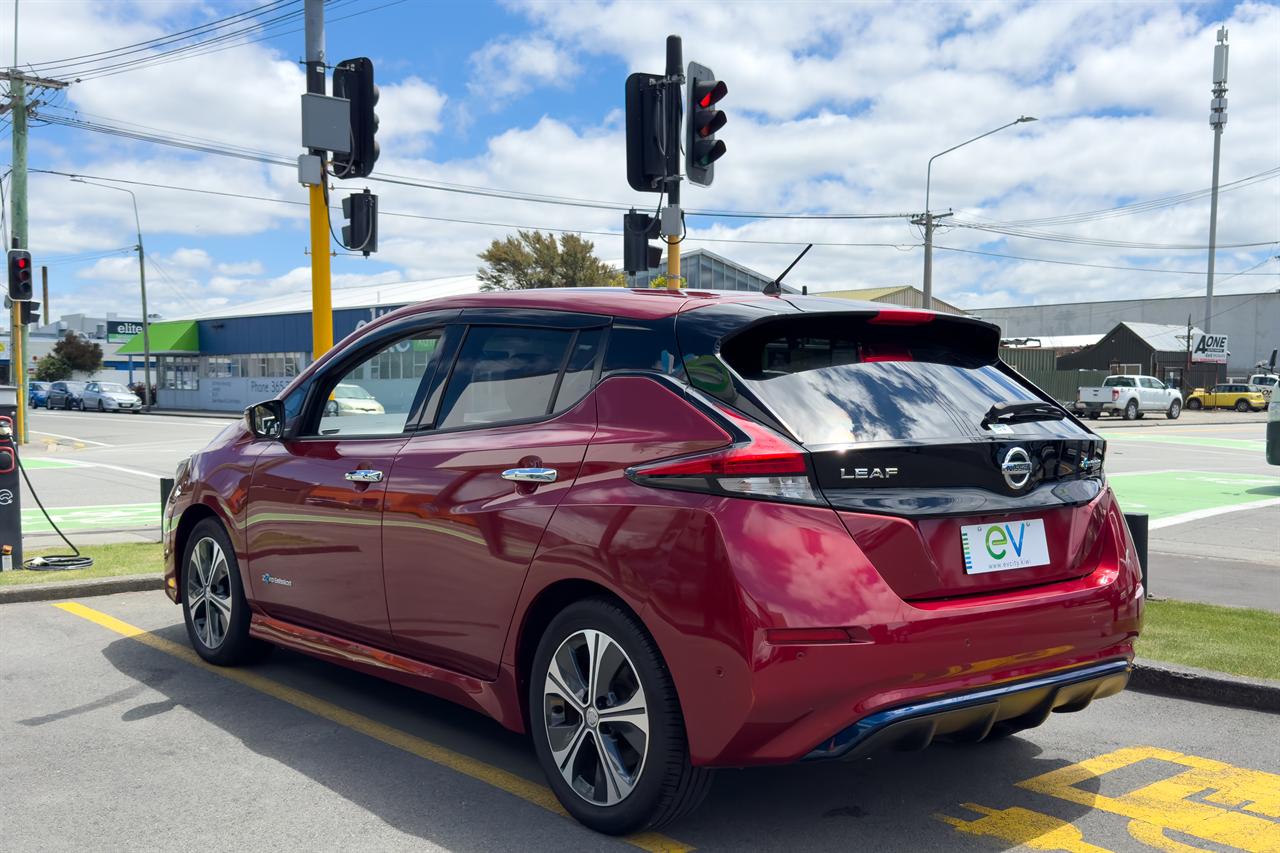 2018 Nissan LEAF