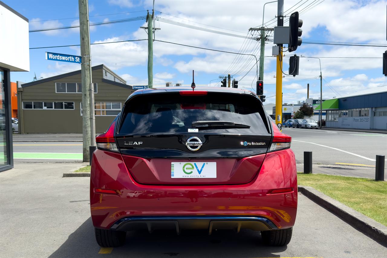 2018 Nissan LEAF